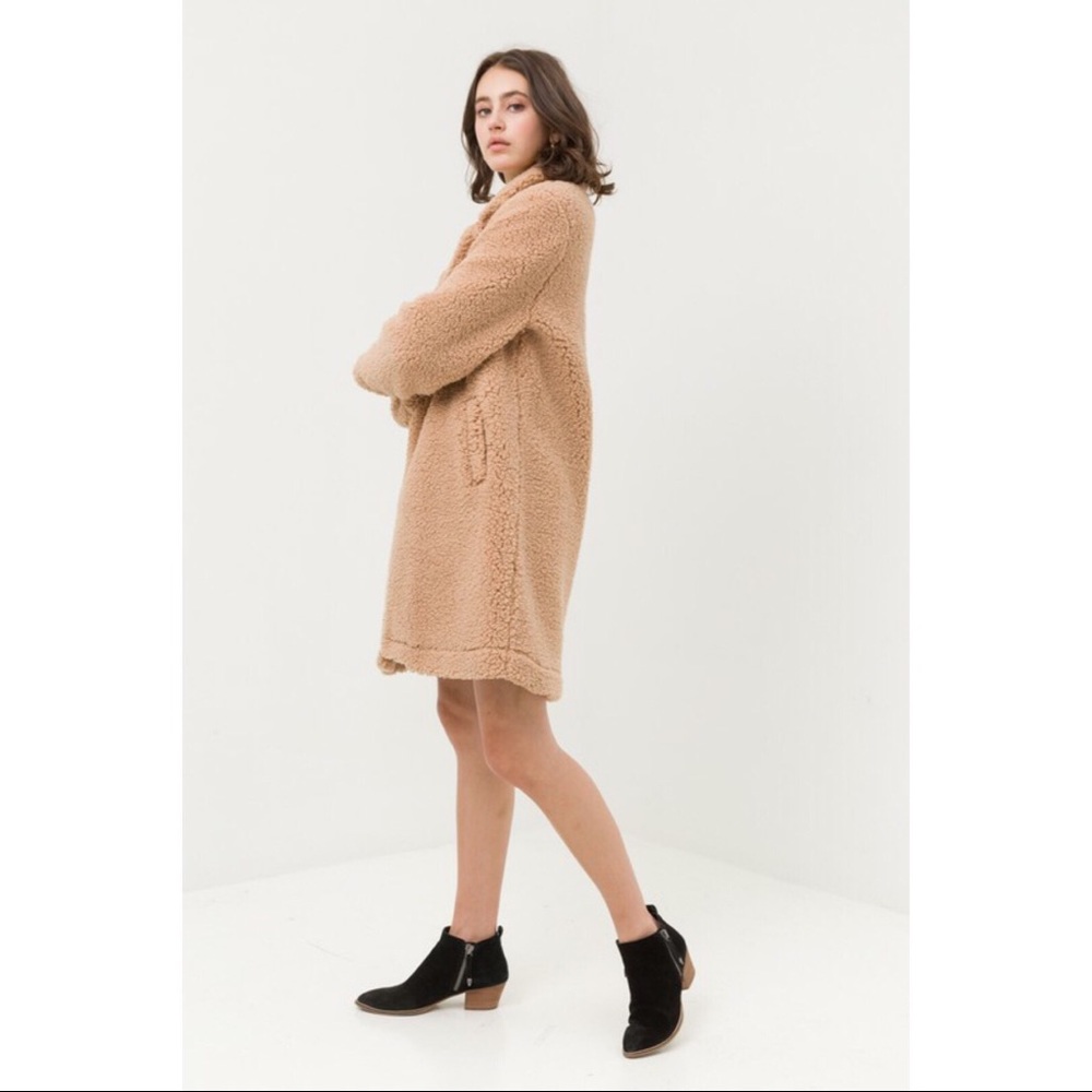 LAST ONE! Teddy Bear Coat - Camel - Picture 5 of 6